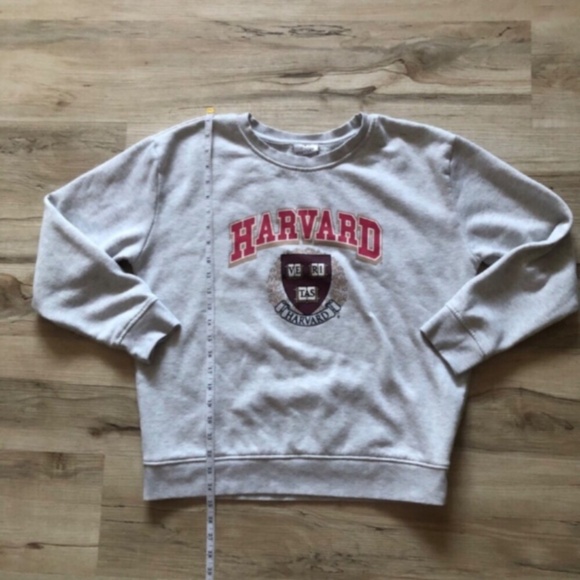 Harvard Lightweight Crewneck Sweater - Picture 4 of 6
